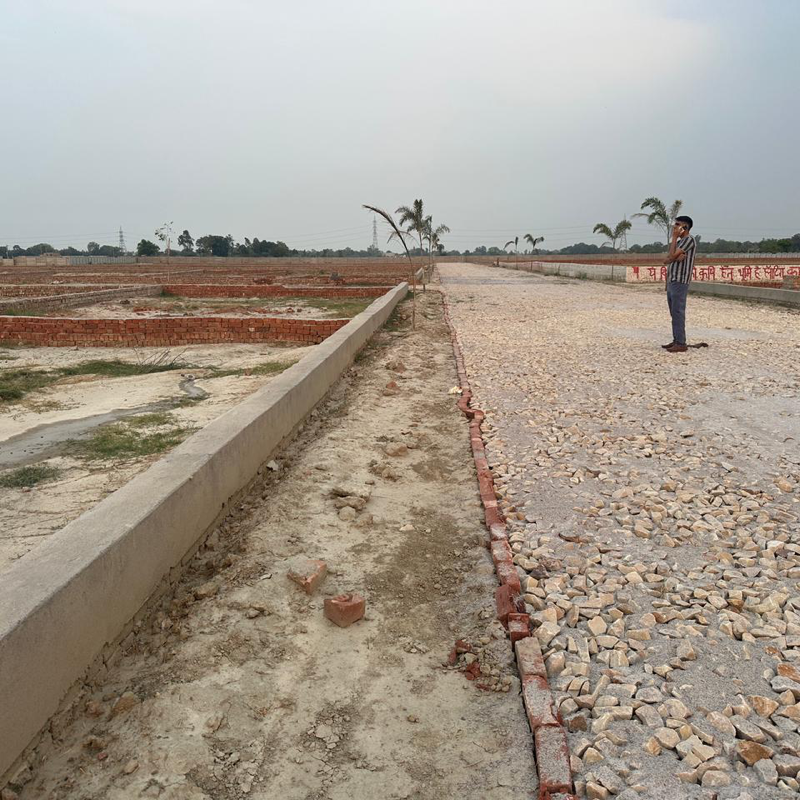 Plot For Sale in Ib Group 