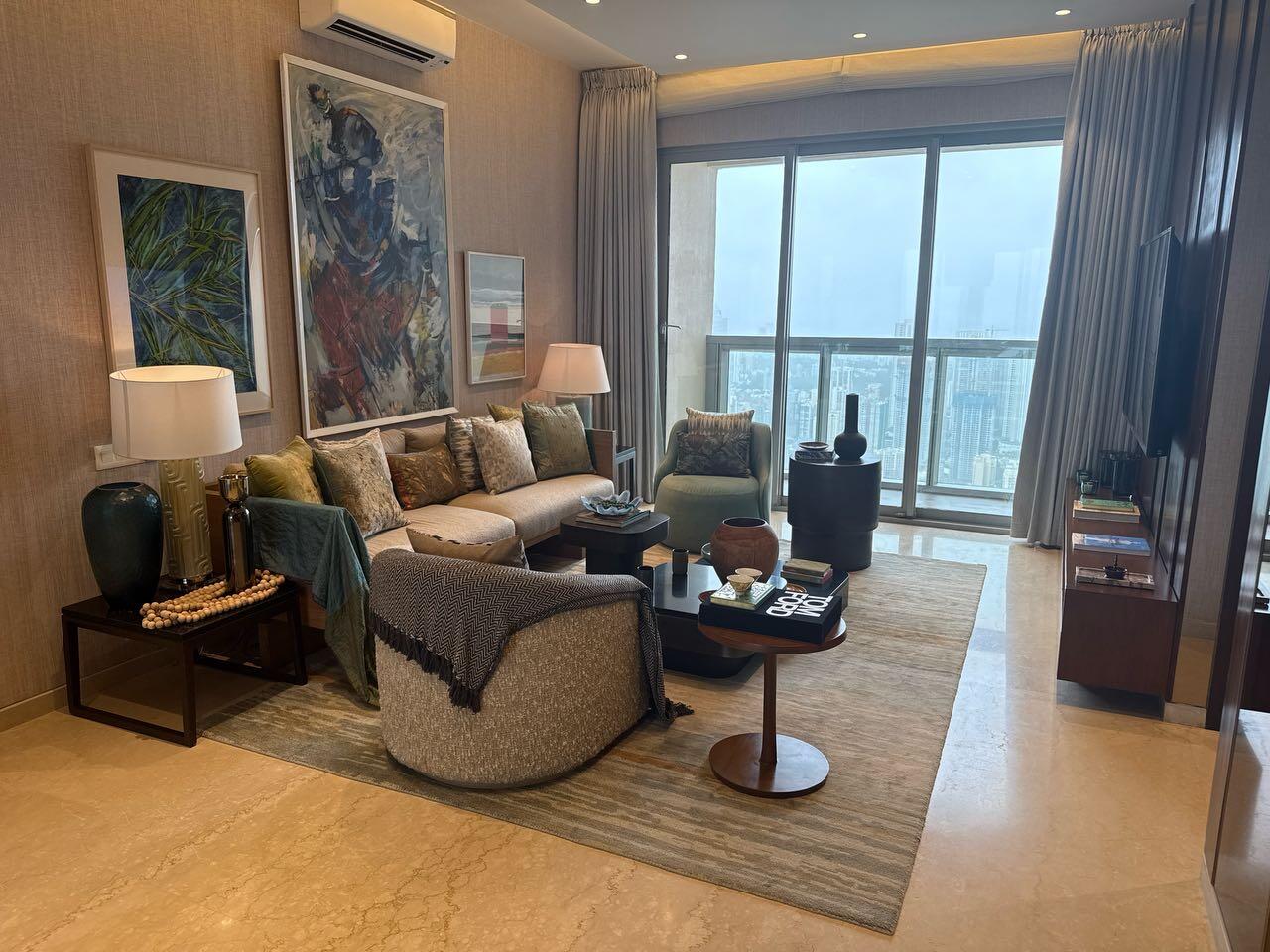 5 BHK + Pooja Room,Servant Room Apartment For Sale in Piramal Tower