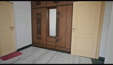 Room in 1 BHK Apartment at Hiranandani Estate Flora, Ghodbunder Road – for Rent