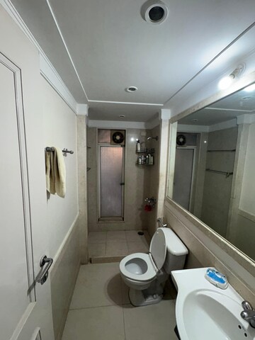 Bathroom in 2 BHK Apartment at Hiranandani Meadows, Manpada – for Rent
