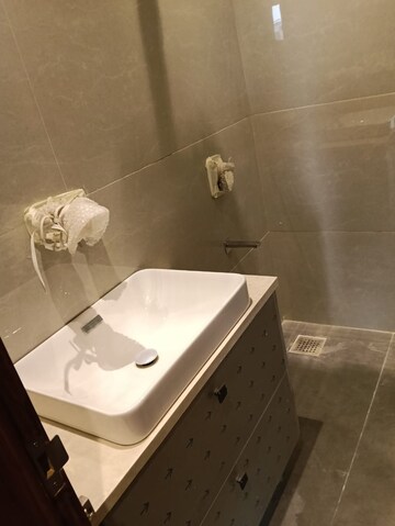 Bathroom in 3 BHK Builder Floor at Sector 16 – for Sale