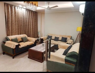 Living Room in 2 BHK Builder Floor at Saket – for Rent