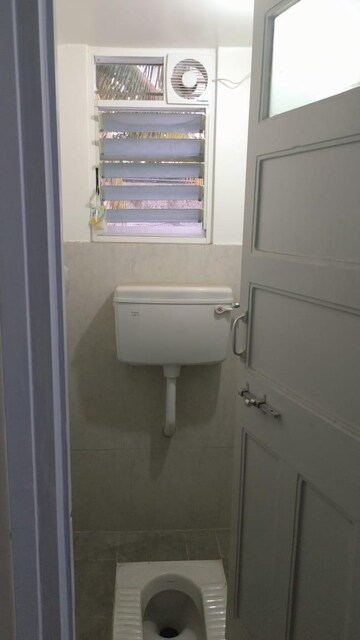 Bathroom in 2 BHK Builder Floor at Prabhat Road – for Rent