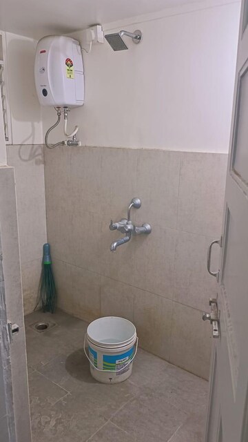 Bathroom in 2 BHK Builder Floor at Prabhat Road – for Rent