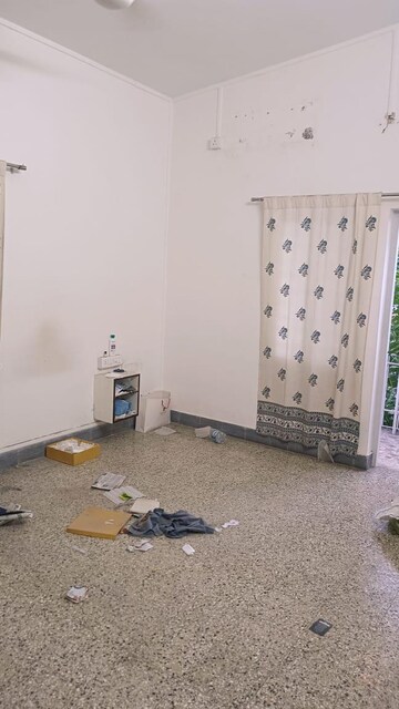 2 BHK Builder Floor For Rent in Prabhat Road