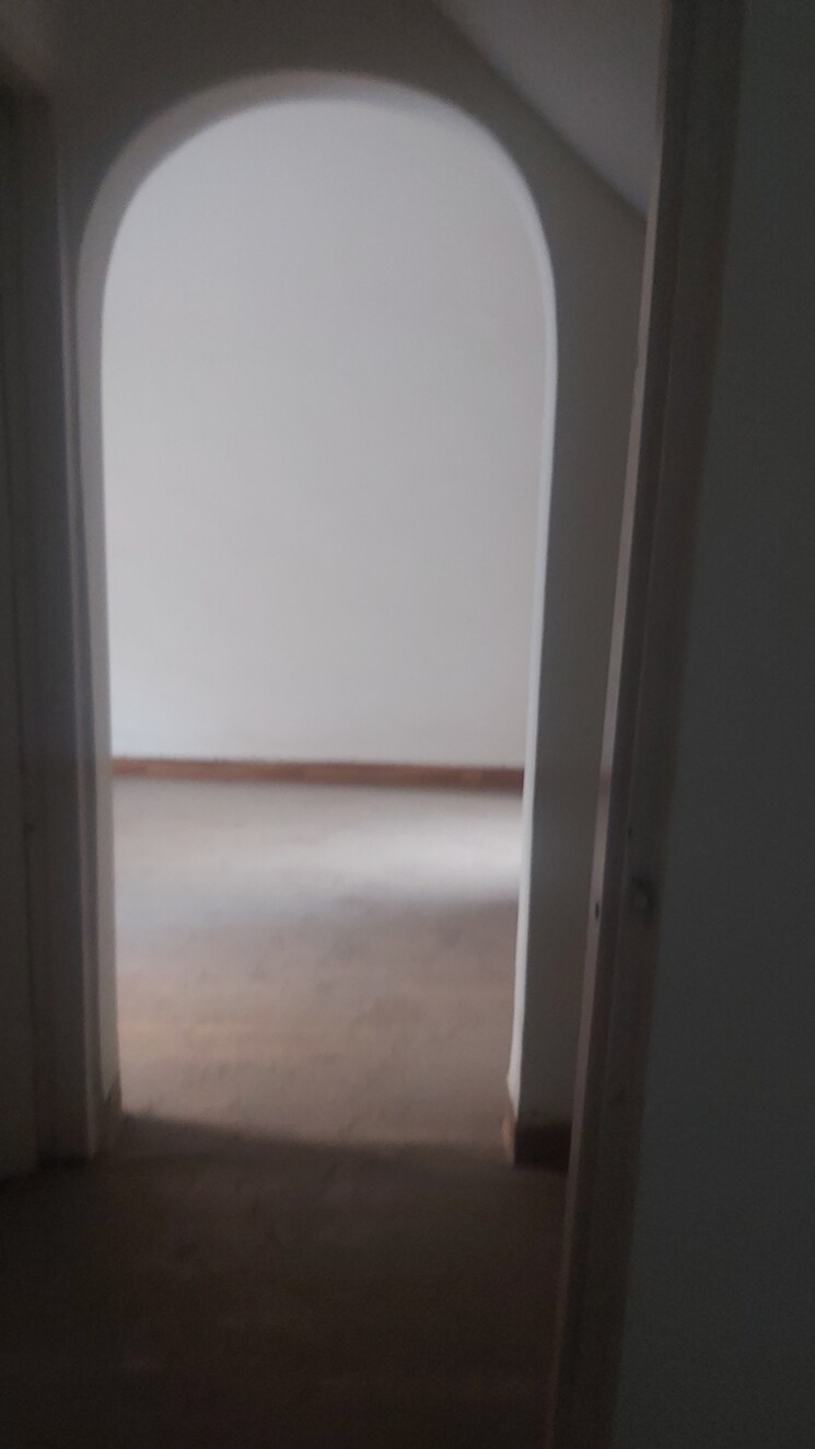 Room, uma-cooperative-society 3.5 Bedroom 1150 Sq.Ft. Apartment In Mayur Vihar 1 Delhi 9091183