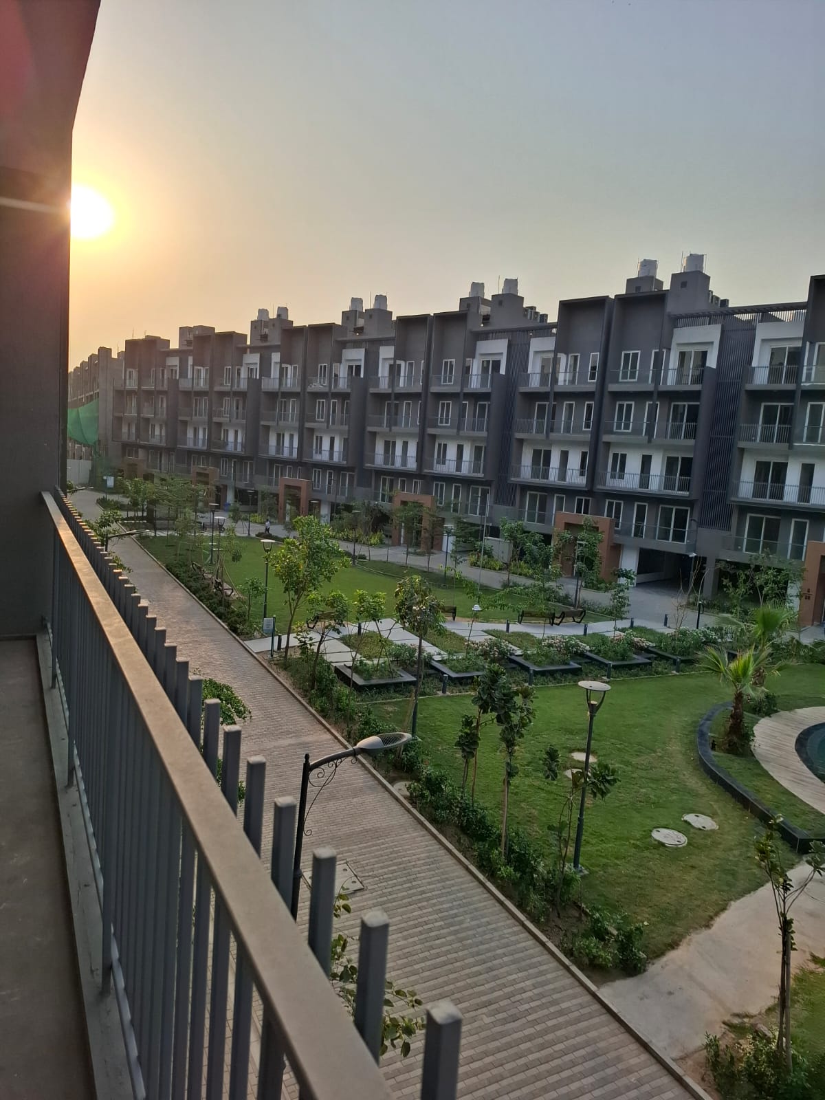 3 BHK + Study Room Apartment For Rent in Smart World Orchard