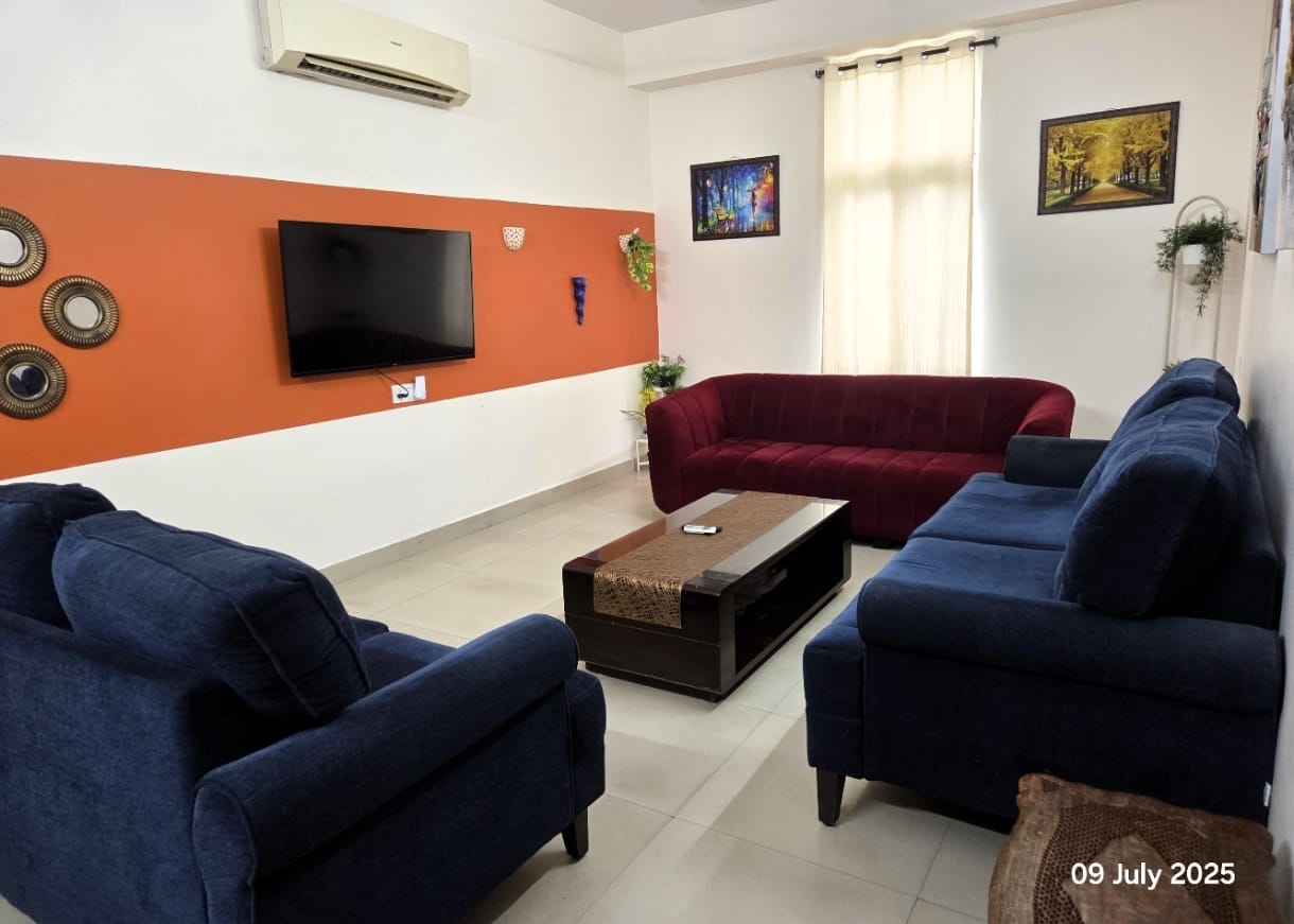 3 BHK + Extra Room Apartment For Rent in Realtorschoice 