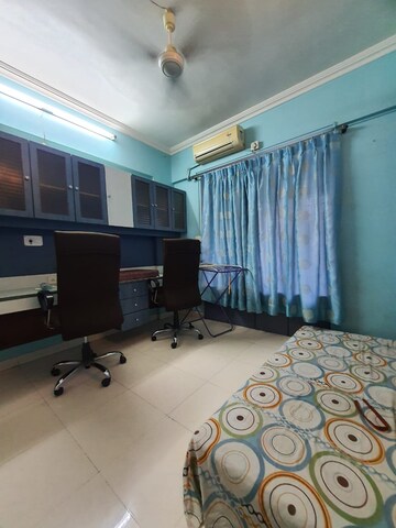 Bedroom in 2 BHK Apartment at Ganga Satellite, Wanwadi – for Rent