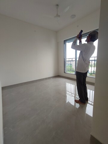Room in 2 BHK Apartment at Laxmi Vishwa Vihang Heights, Dahisar East – for Rent