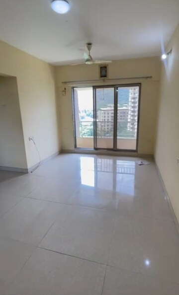 2 BHK Apartment For Rent in Raunak Unnathi Gardens, Pokhran Road No One