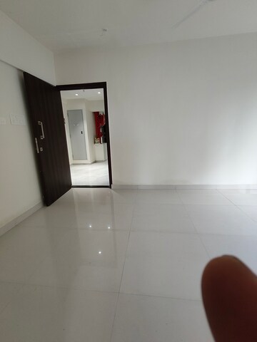 Room in 1 BHK Apartment at Dinaco Darshan CHS, Dahisar West – for Rent