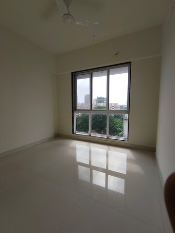 Room in 1 BHK Apartment at Dinaco Darshan CHS, Dahisar West – for Rent