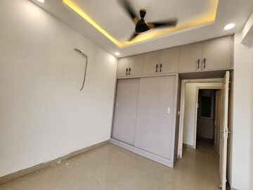 Room in 2 BHK Apartment at Tashee Capital Gateway, Sector 111 – for Rent