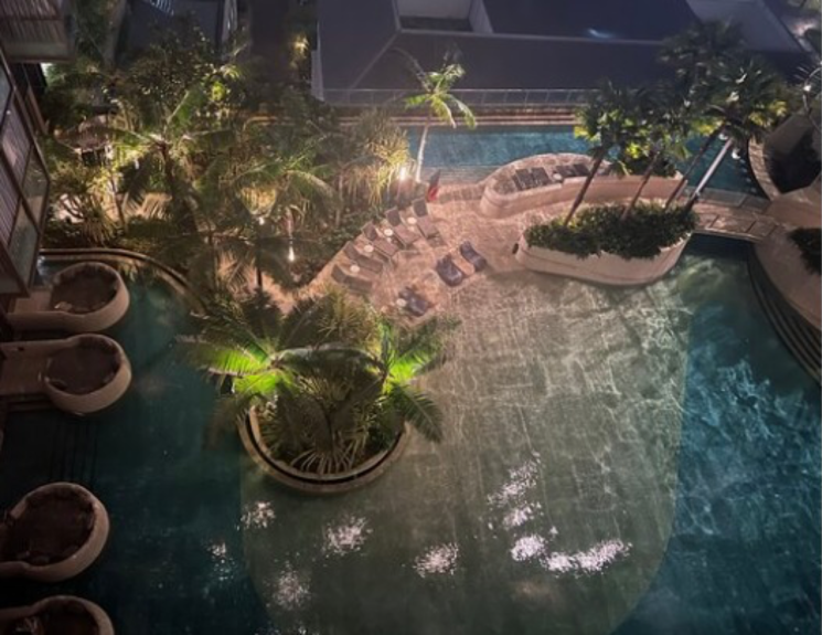 Garden, rustomjee-crown 4 Bedroom 2500 Sq.Ft. Apartment In Gokhale Road Mumbai 9091453