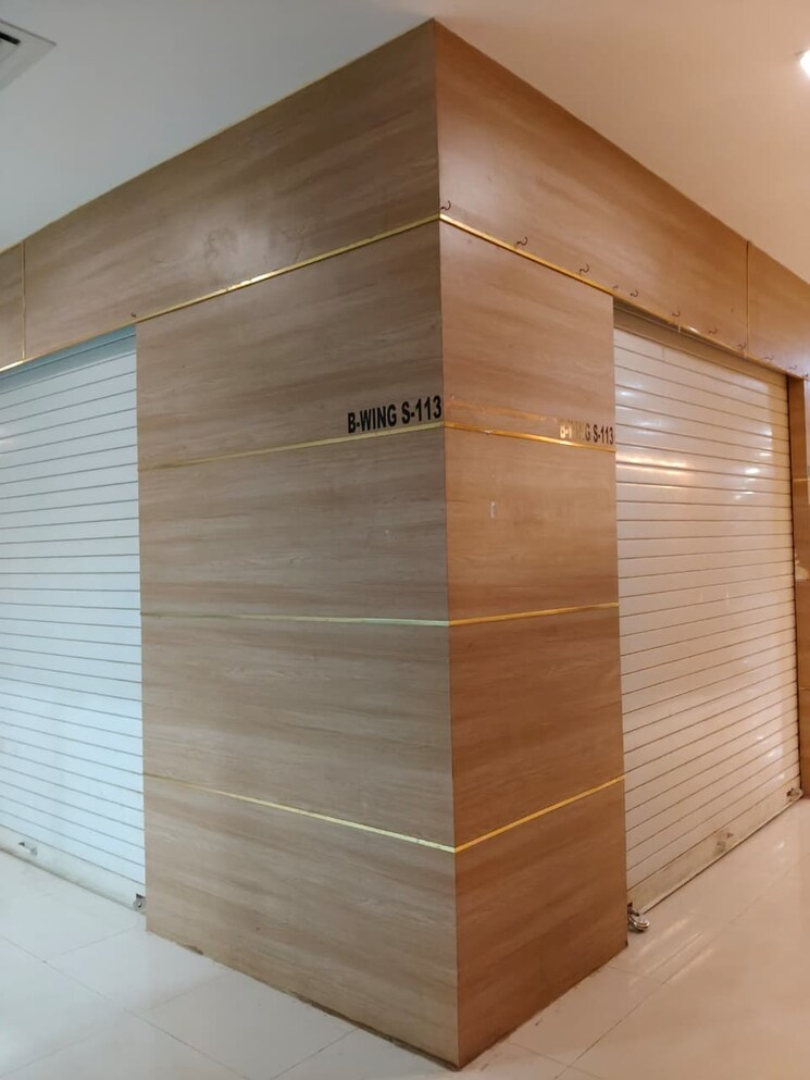 Room, goregaon east Commercial Office Space 158 Sq.Ft. In Goregaon East Mumbai 9091308