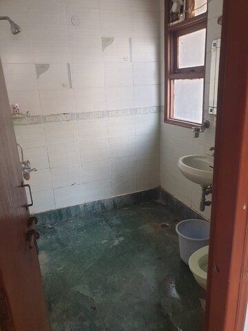 Bathroom in 3.5 BHK Apartment at Professors Enclave, Sector 56 – for Sale