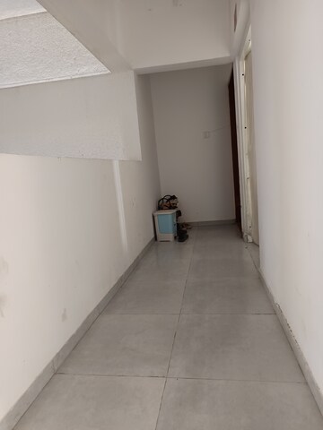 Room in 2 BHK Apartment at Nirmiti 25 East, Kharadi – for Rent