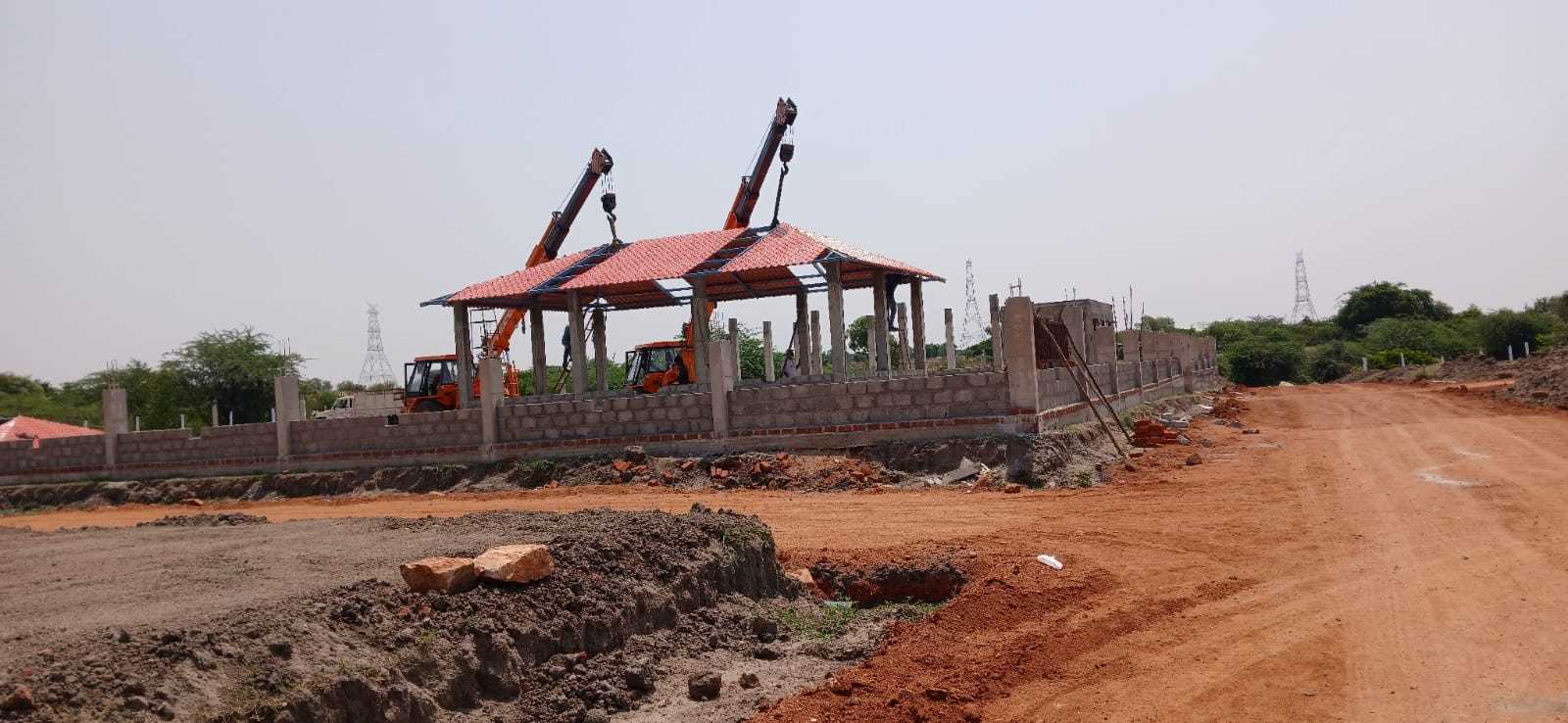 Plot For Sale in Emi Plots Parigi Road 