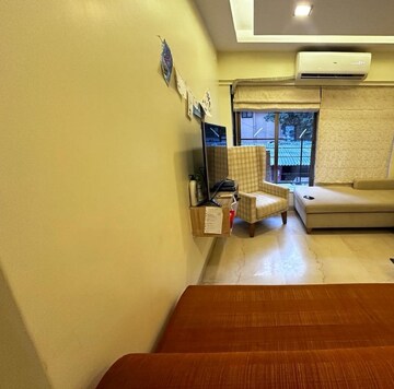 2 BHK Apartment For Rent in Bandra West