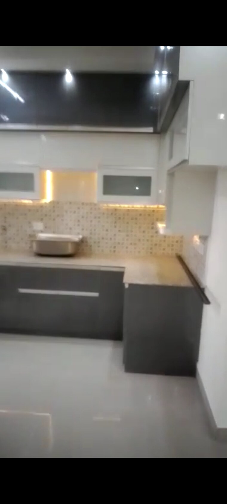 Kitchen, victoryone-amara 3 Bedroom 1350 Sq.Ft. Apartment In Sector 16 Greater Noida Greater Noida 9091499