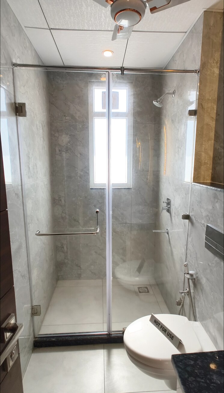 Bathroom, mks-county 3 Bedroom 171 Sq.Yd. Apartment In Sohna Sector 2 Gurgaon 9091526