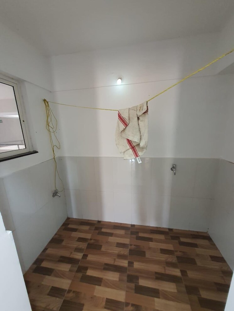 Bathroom, kolte-patil-stargaze 4 Bedroom 2500 Sq.Ft. Apartment In Bavdhan Pune 9091535