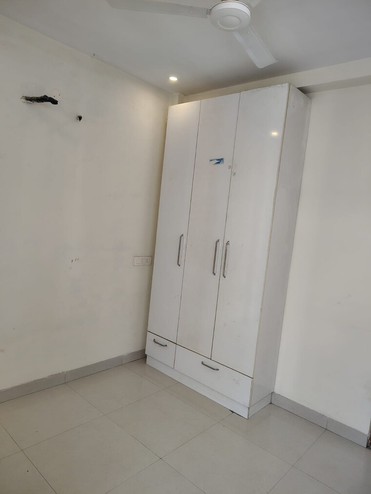 Room, dhakoli 3 Bedroom 116 Sq.Ft. Builder Floor In Dhakoli Zirakpur 9091552