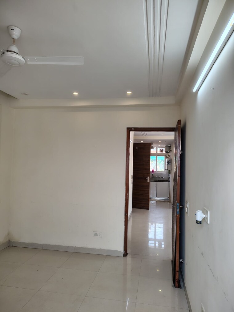 Room, dhakoli 3 Bedroom 116 Sq.Ft. Builder Floor In Dhakoli Zirakpur 9091552