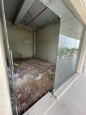  Shop For Rent in Spaze Business Park, Sector 66