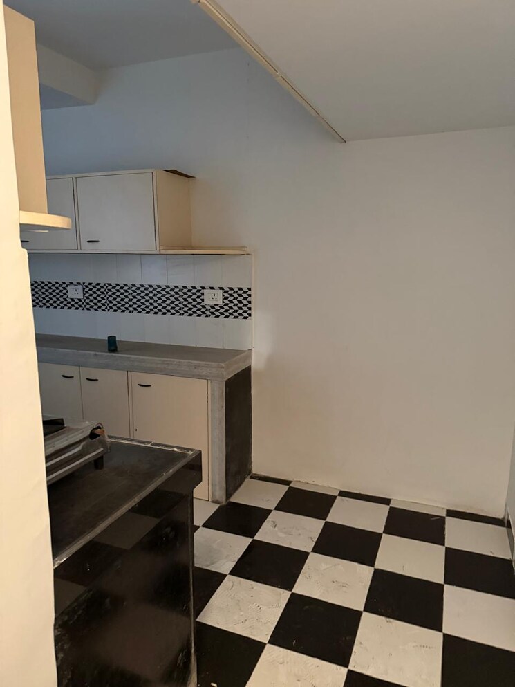 Team Area, agripada 2 Bedroom 1250 Sq.Ft. Apartment In Agripada Mumbai 9091566