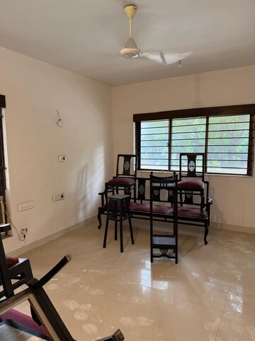 Room in 2 BHK Apartment at Agripada – for Sale