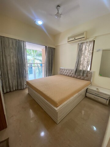 Bedroom in 2 BHK Apartment at Bandra West – for Rent
