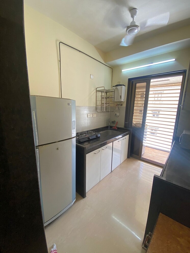 Kitchen, bandra west 2 Bedroom 750 Sq.Ft. Apartment In Bandra West Mumbai 9091627