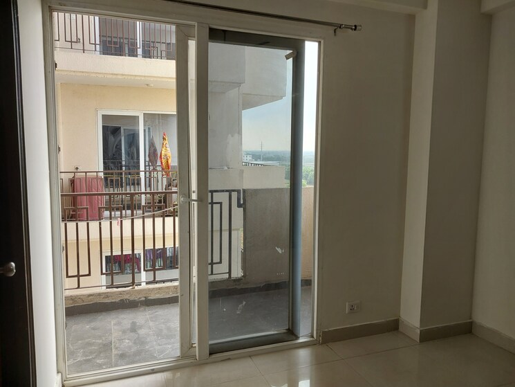 undefined, signature-global-the-roselia 2 Bedroom 580 Sq.Ft. Apartment In Sector 95a Gurgaon 9091699