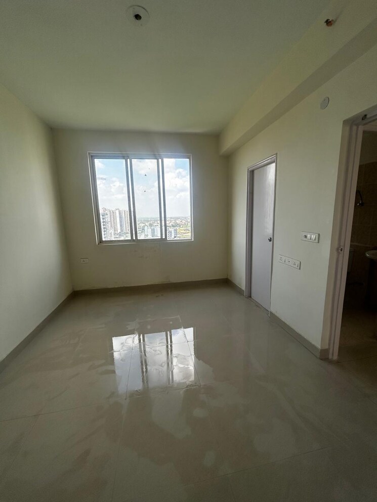 Room, sare-home 4 Bedroom 2704 Sq.Ft. Apartment In Sector 92 Gurgaon 9091671