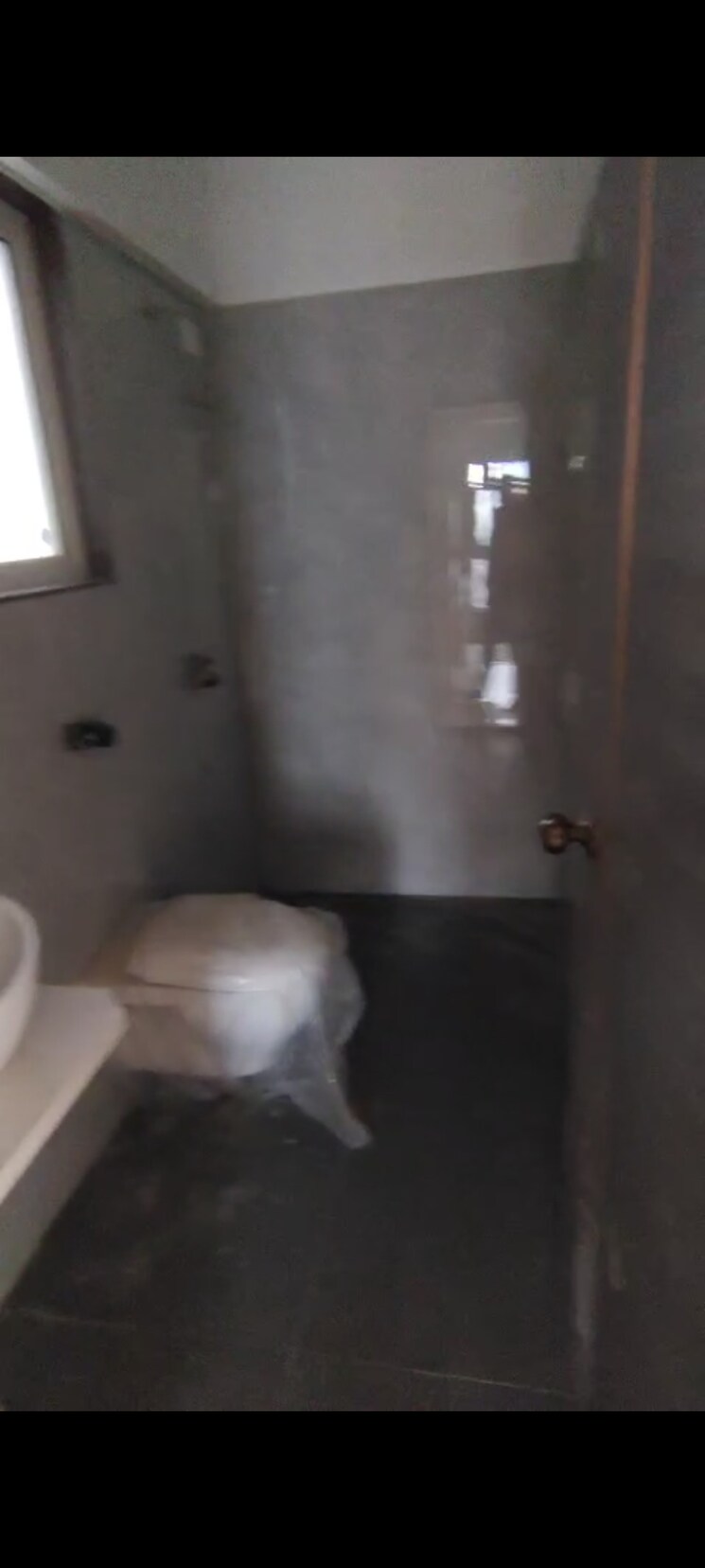 Bathroom, sandhya-eve-horizon 2 Bedroom 654 Sq.Ft. Apartment In Kandivali West Mumbai 9091701