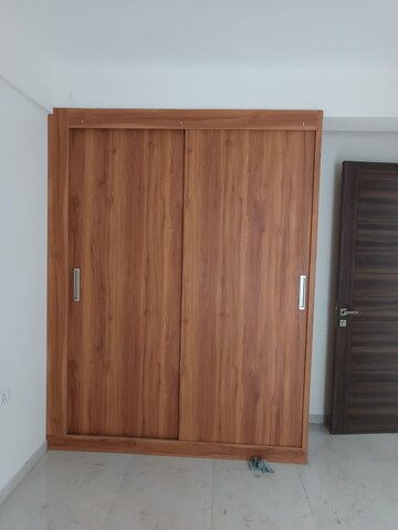 Room in 3 BHK Apartment at Smart World Gems, Sector 89 – for Sale