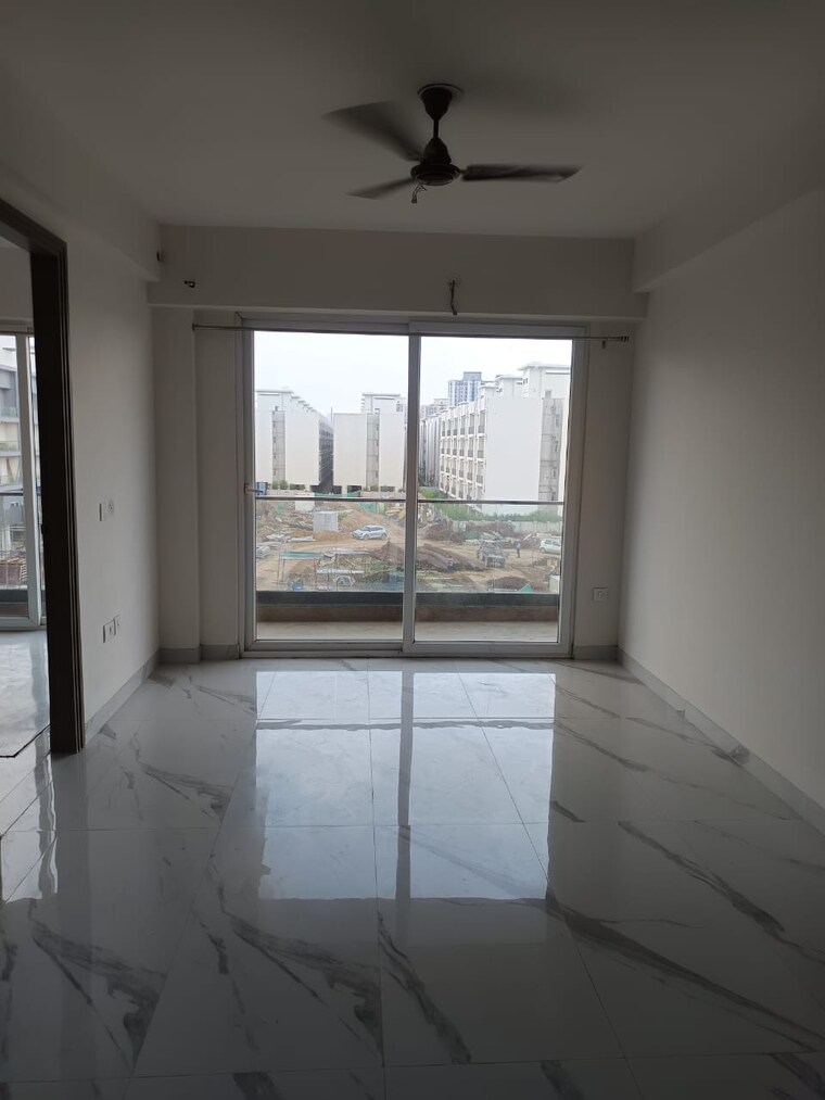 Room, smart-world-gems 3 Bedroom 1423 Sq.Ft. Apartment In Sector 89 Gurgaon 9091697