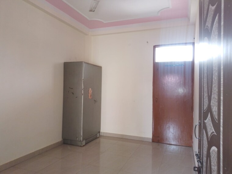 Room, mu 1 greater noida 1 Bedroom 70 Sq.Mt. Independent House In Mu 1 Greater Noida Greater Noida 9091724