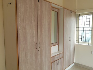 Room in 2 BHK Apartment at Concorde Midway City, Basapura – for Rent