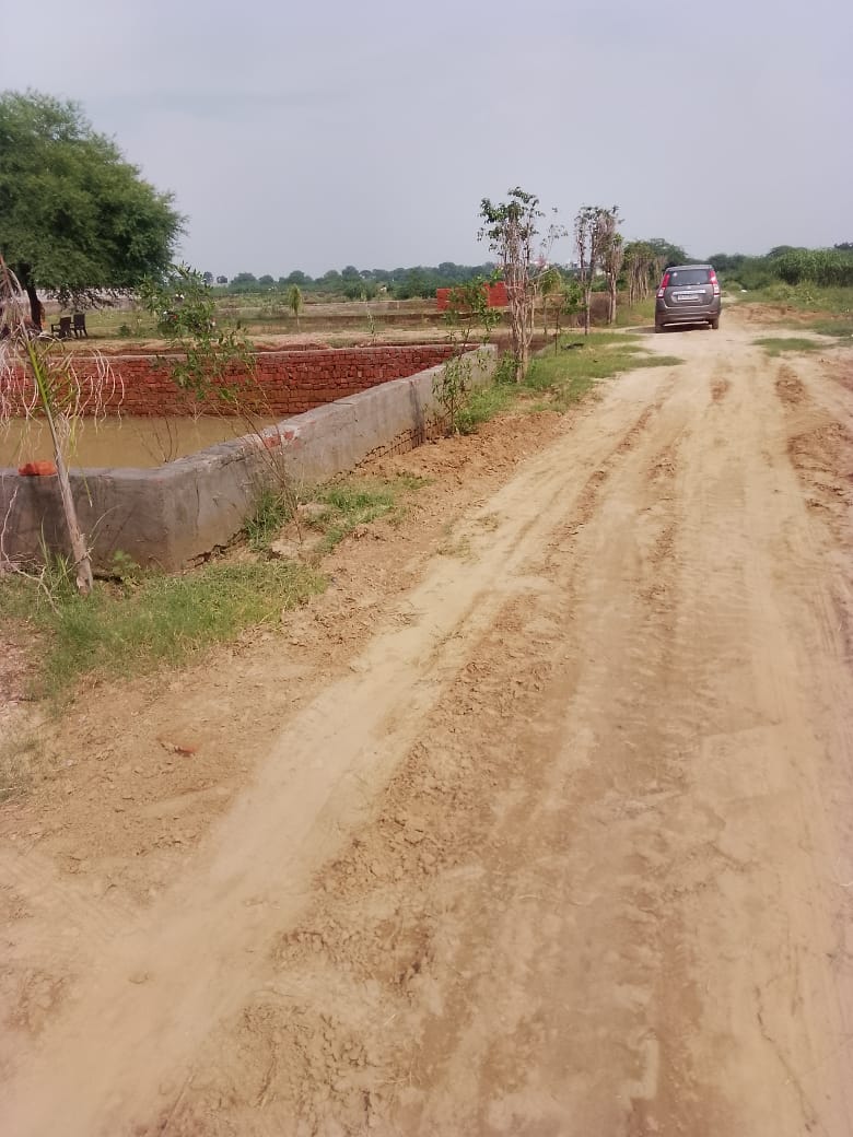 Plot For Sale in Axis Residency 