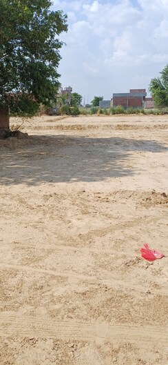 Plot For Sale in Dheeraj Nagar
