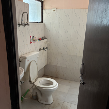 Bathroom in 2 BHK Apartment at OP Floridaa, Sector 82 – for Rent