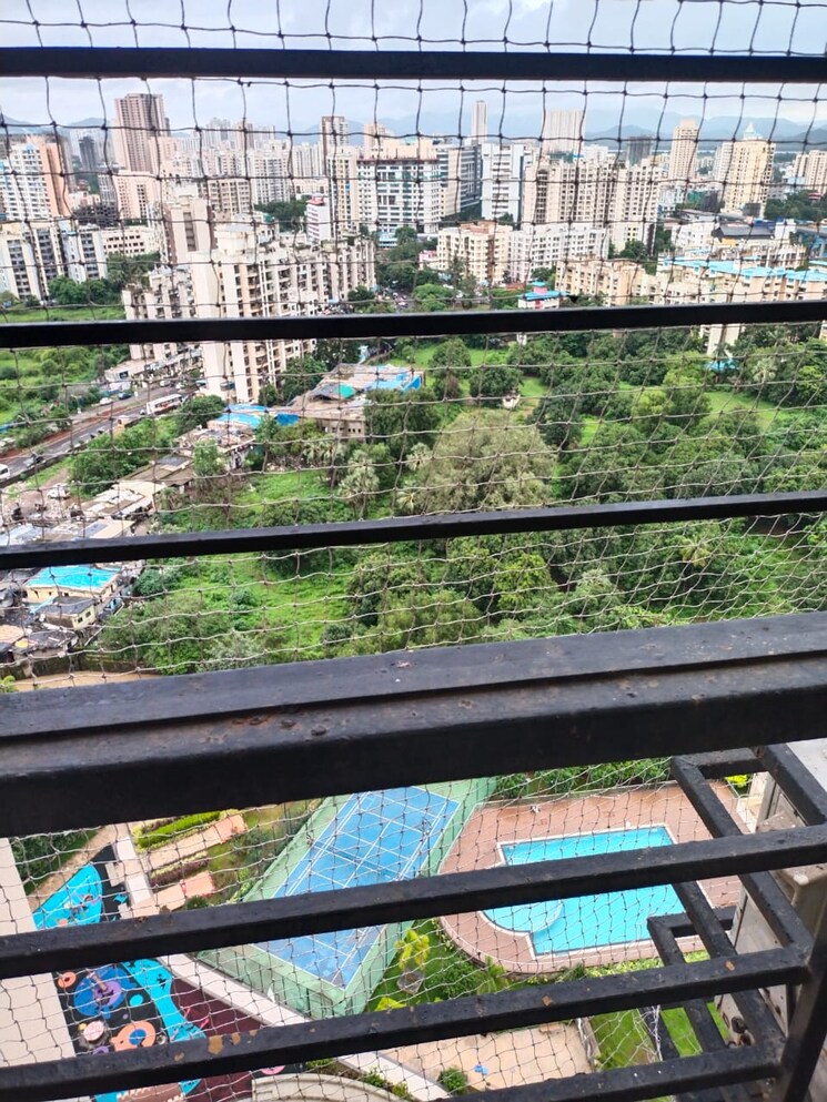 Garden, pushpanjali-heights 1 Bedroom 450 Sq.Ft. Apartment In Owale Thane 9091828