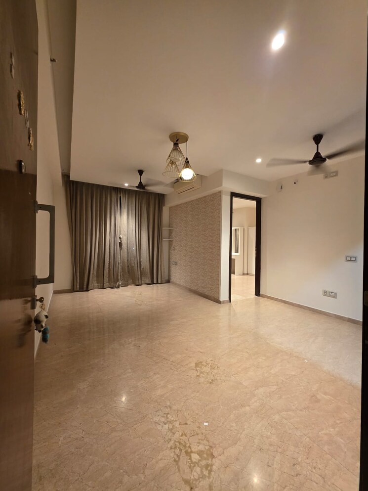 Room, one-hiranandani-park 1 Bedroom 471 Sq.Ft. Apartment In Ghodbunder Road Thane 9091868