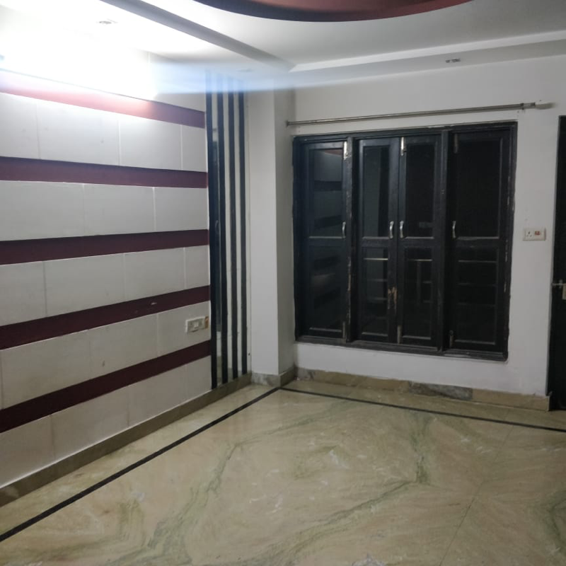 2.5 BHK + Extra Room Builder Floor For Rent in Lakshay Property 