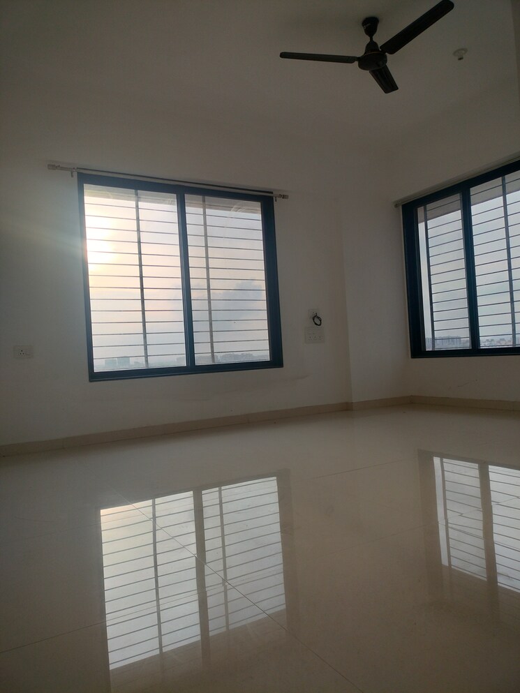 Room, krishna-lotus-court 3 Bedroom 1300 Sq.Ft. Apartment In Kharadi Pune 9091938