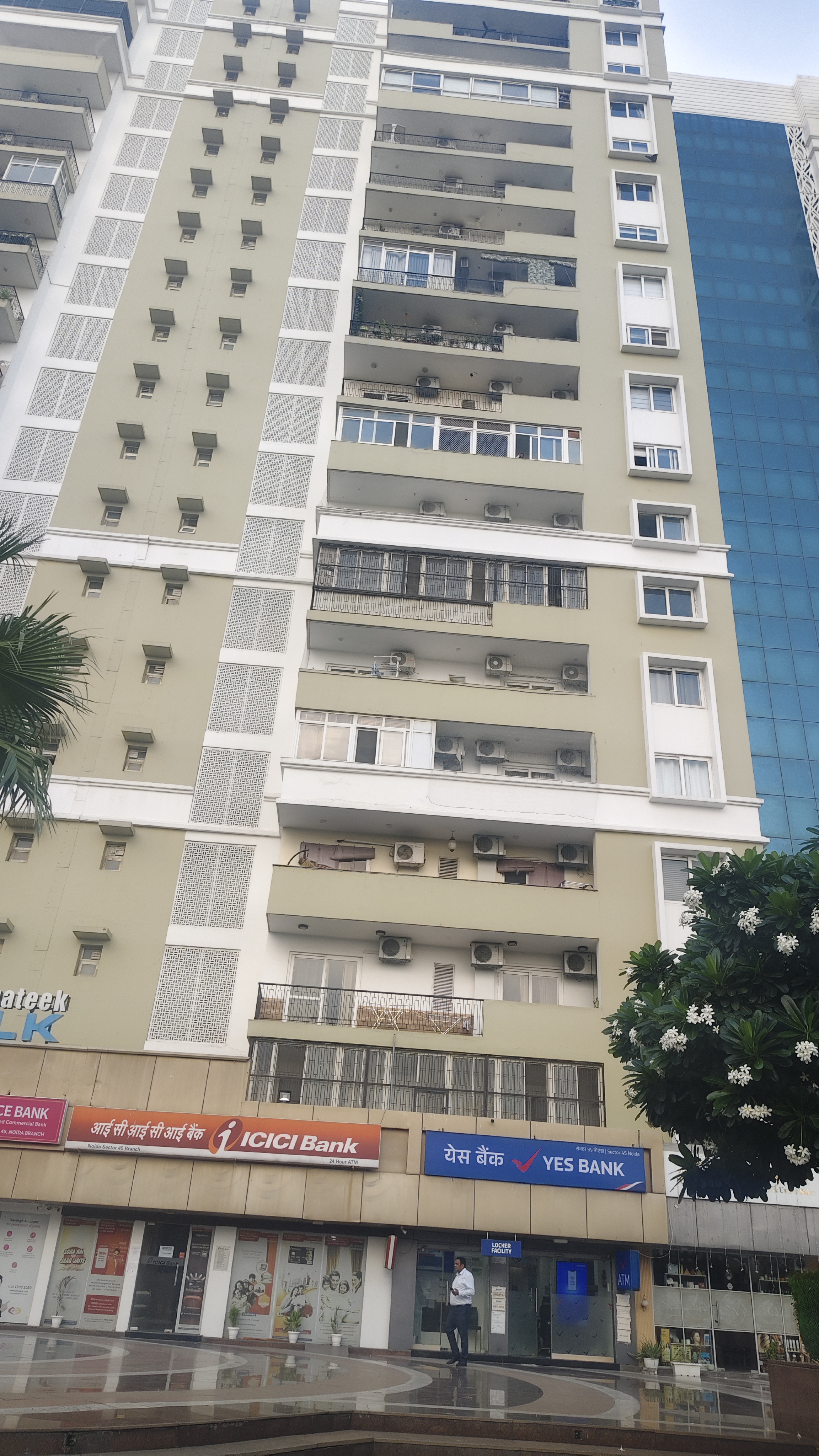 3 BHK + Pooja Room,Servant Room,Study Room Apartment For Sale in Prateek Stylome