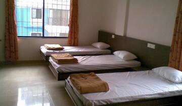 Living Room in  Pg at Sector 44 – for Rent